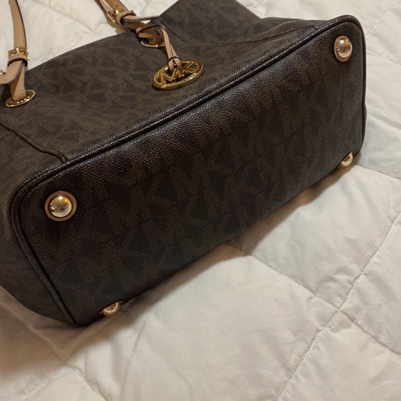 Michael Kors - Picture 3 of 9